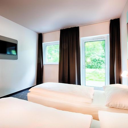 B&B Hotel Stuttgart-Neckarhafen Екстериор снимка