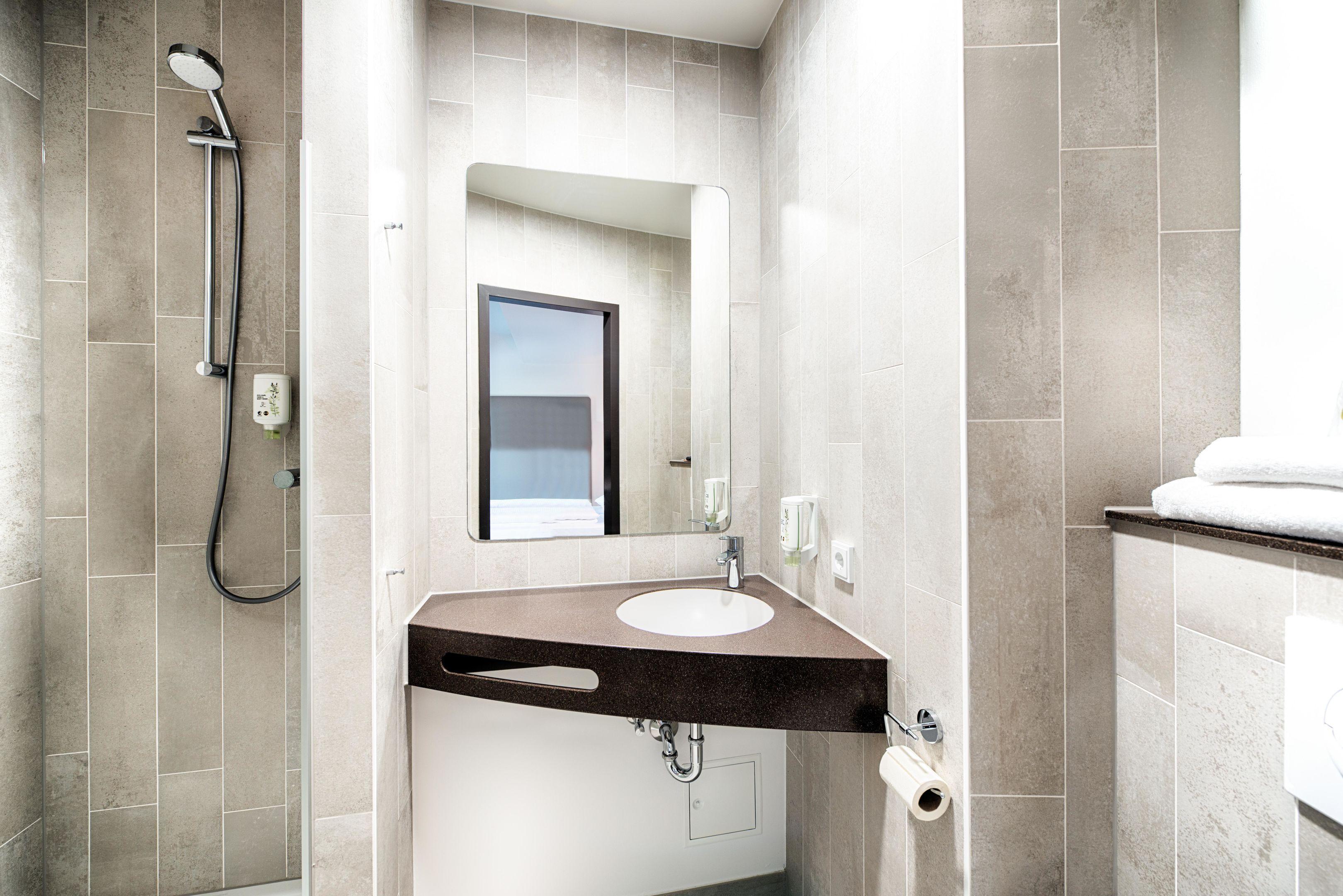 B&B Hotel Stuttgart-Neckarhafen Екстериор снимка