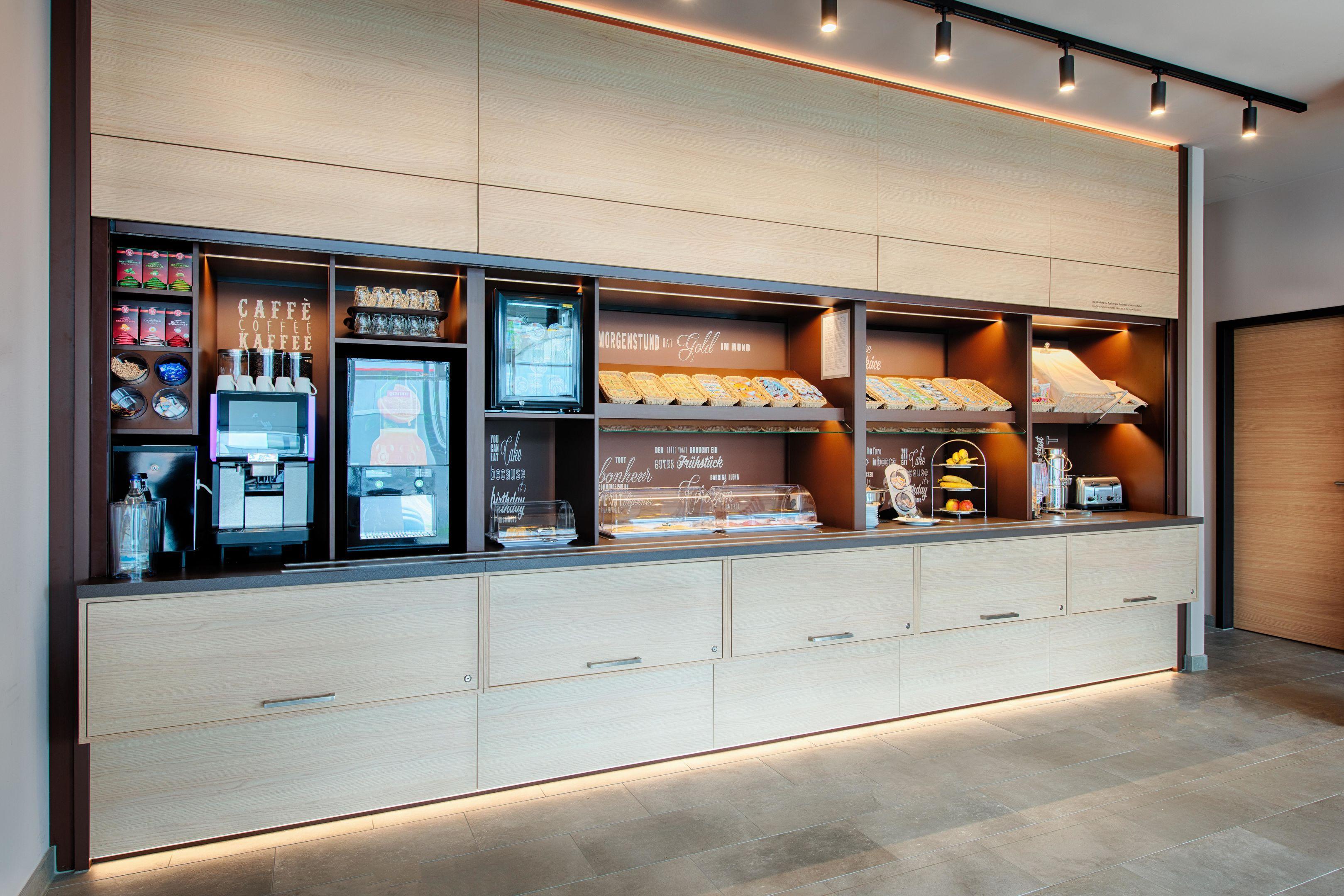 B&B Hotel Stuttgart-Neckarhafen Екстериор снимка